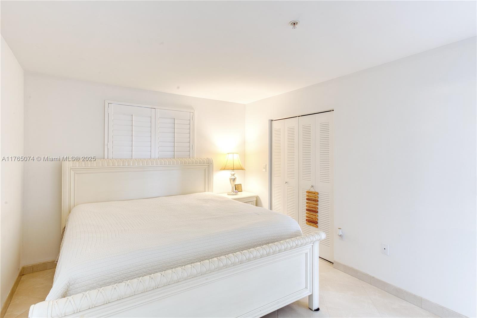 GASO CONDO - Residential