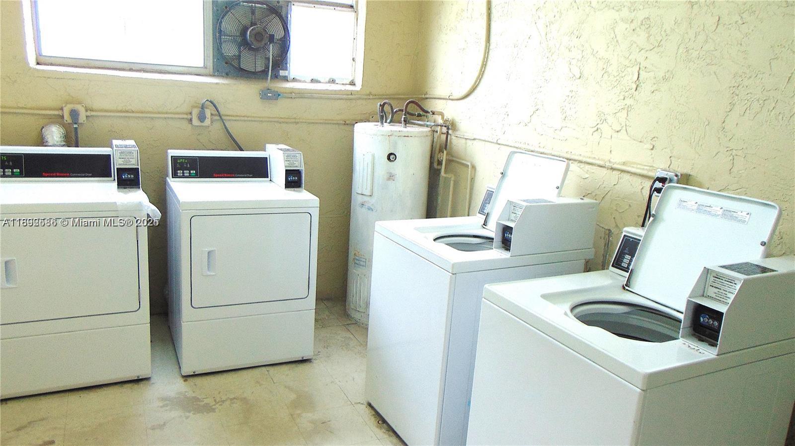 COURTYARDS OF BROWARD CON - Residential Lease