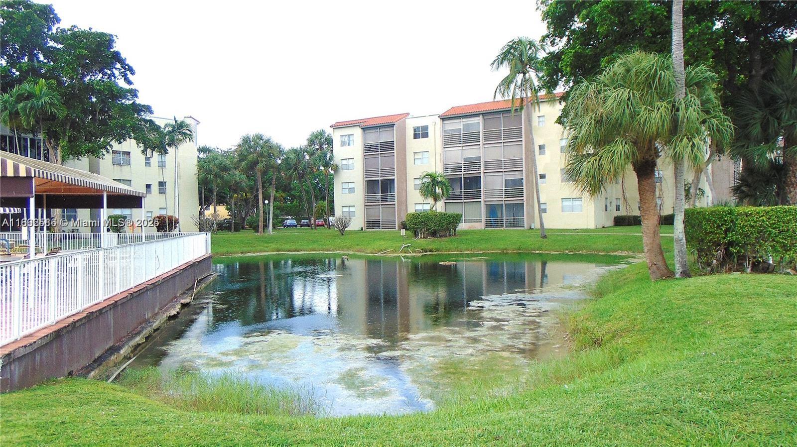 COURTYARDS OF BROWARD CON - Residential Lease
