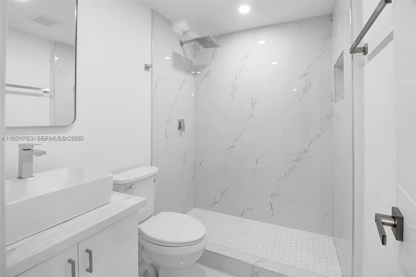 HIGHVIEW GARDENS SEC B - Residential