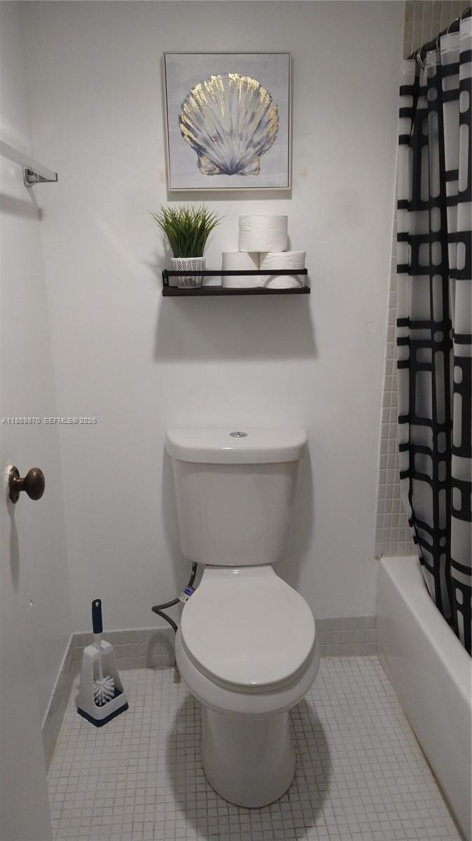 INVERRARY COUNTRY CLUB - Residential