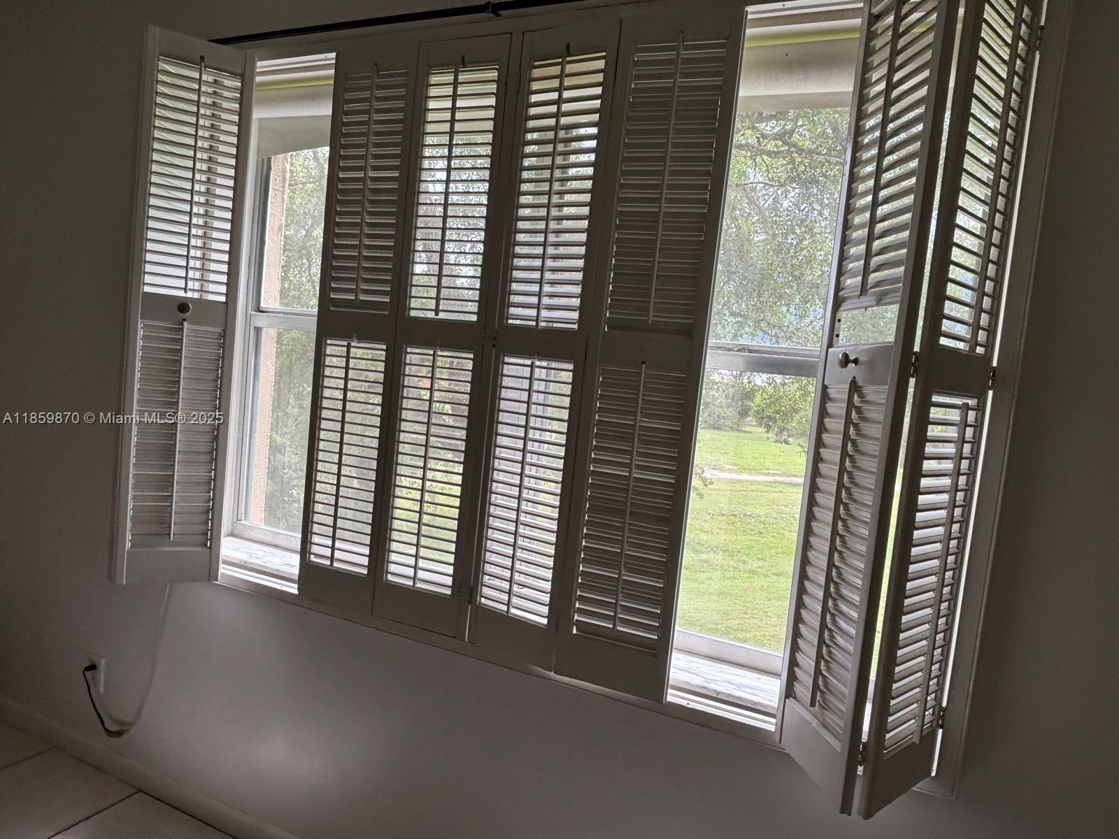 INVERRARY COUNTRY CLUB - Residential