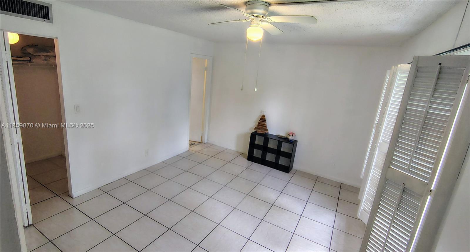 INVERRARY COUNTRY CLUB - Residential