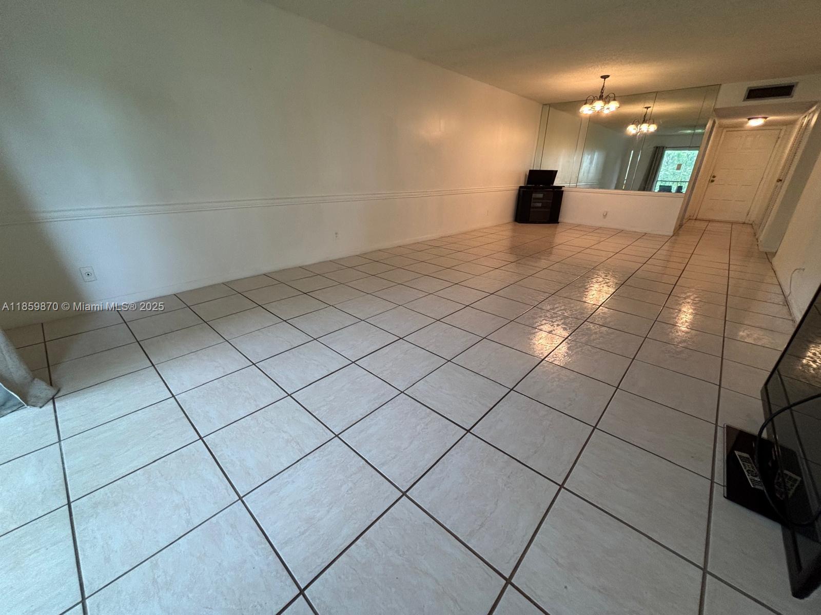 INVERRARY COUNTRY CLUB - Residential