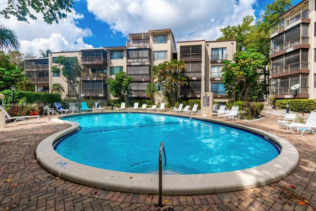 INVERRARY COUNTRY CLUB - Residential