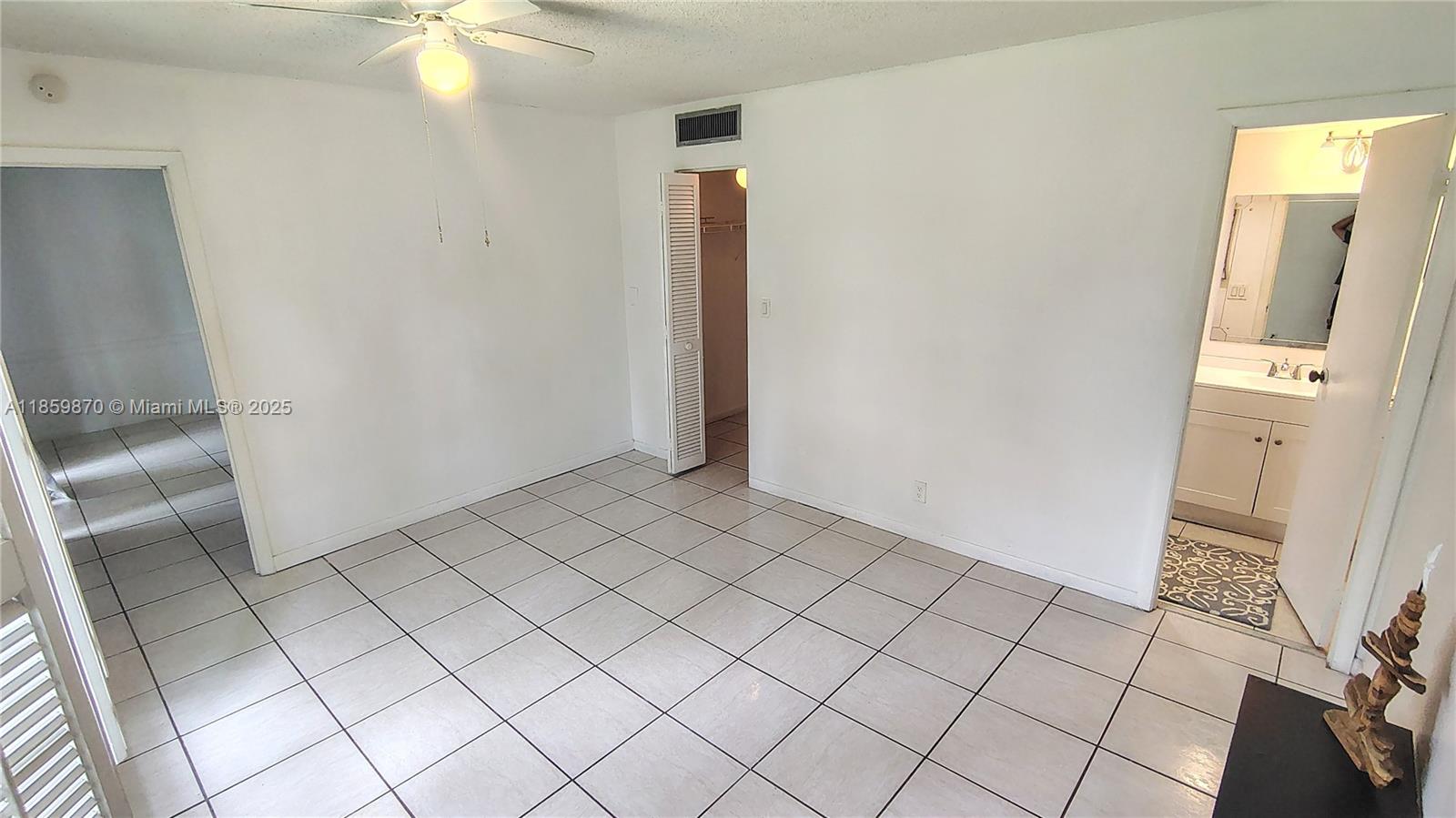 INVERRARY COUNTRY CLUB - Residential