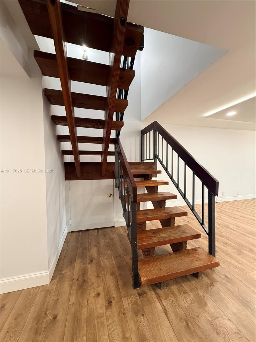 TRELLISES 4A CONDO - Residential