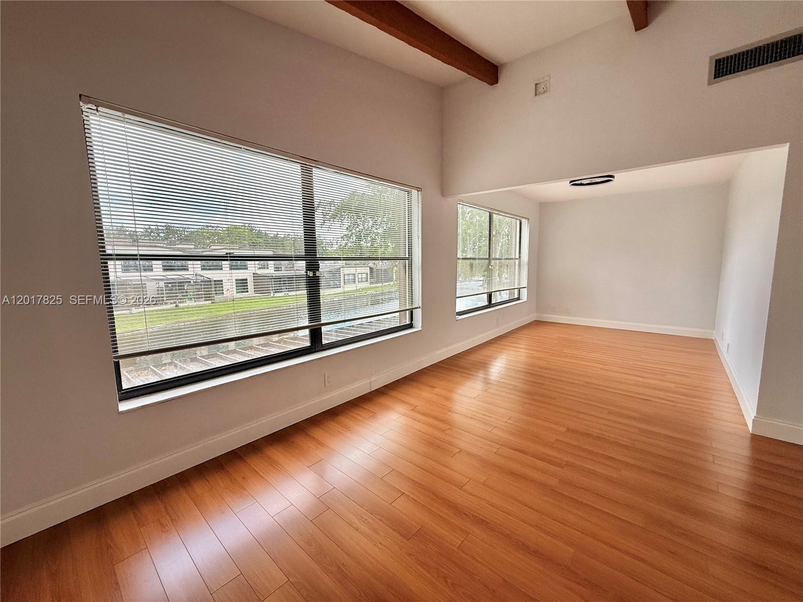 TRELLISES 4A CONDO - Residential