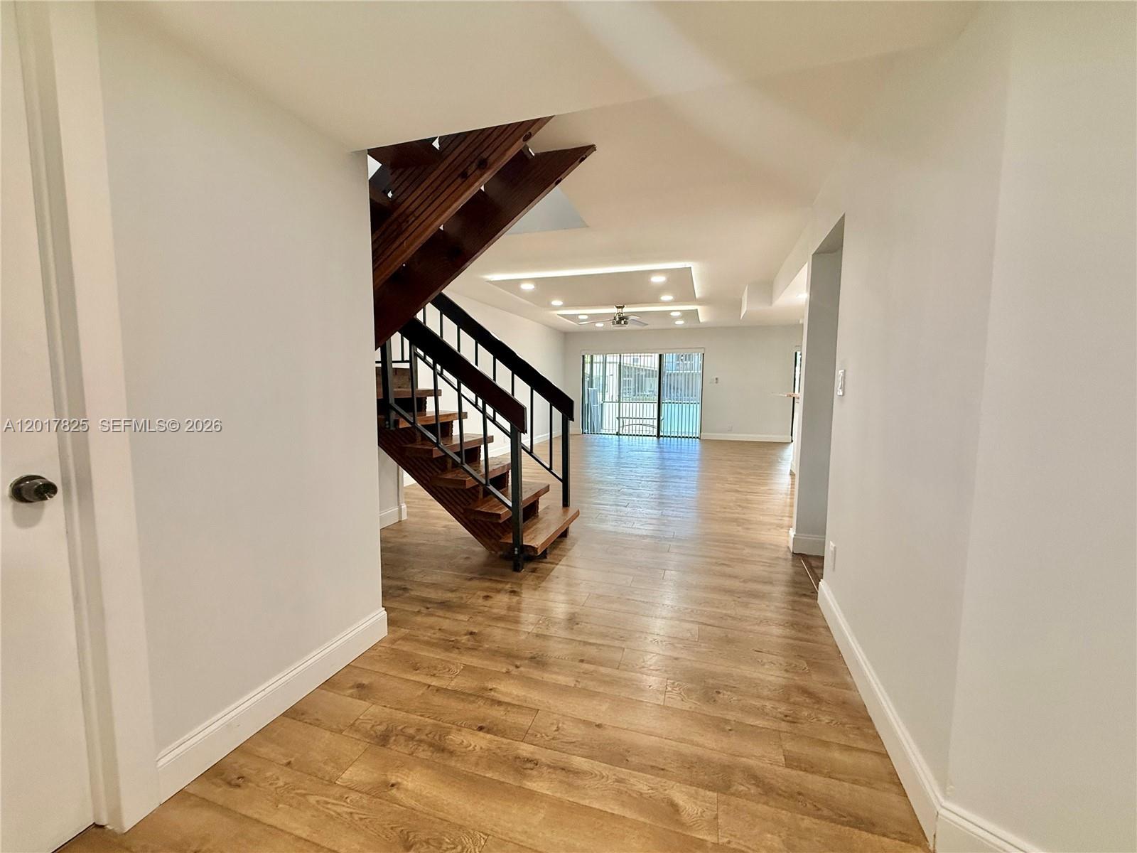 TRELLISES 4A CONDO - Residential