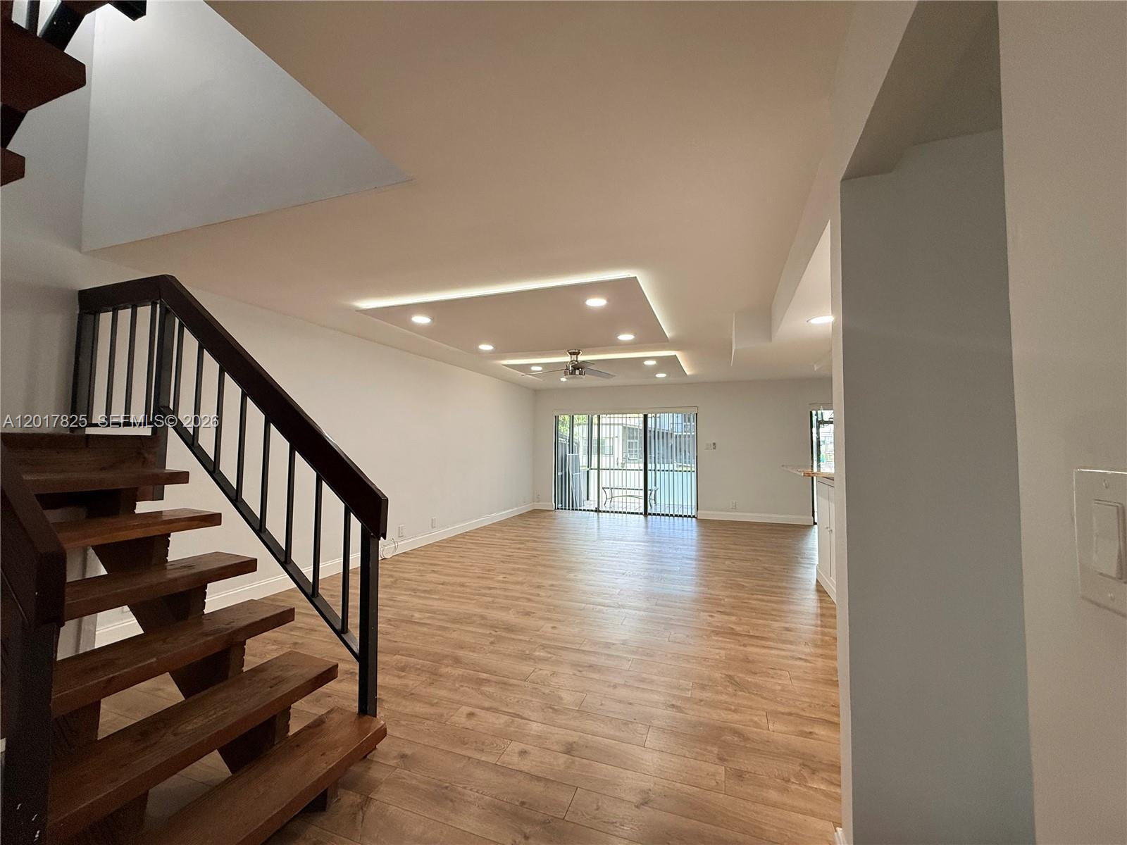 TRELLISES 4A CONDO - Residential