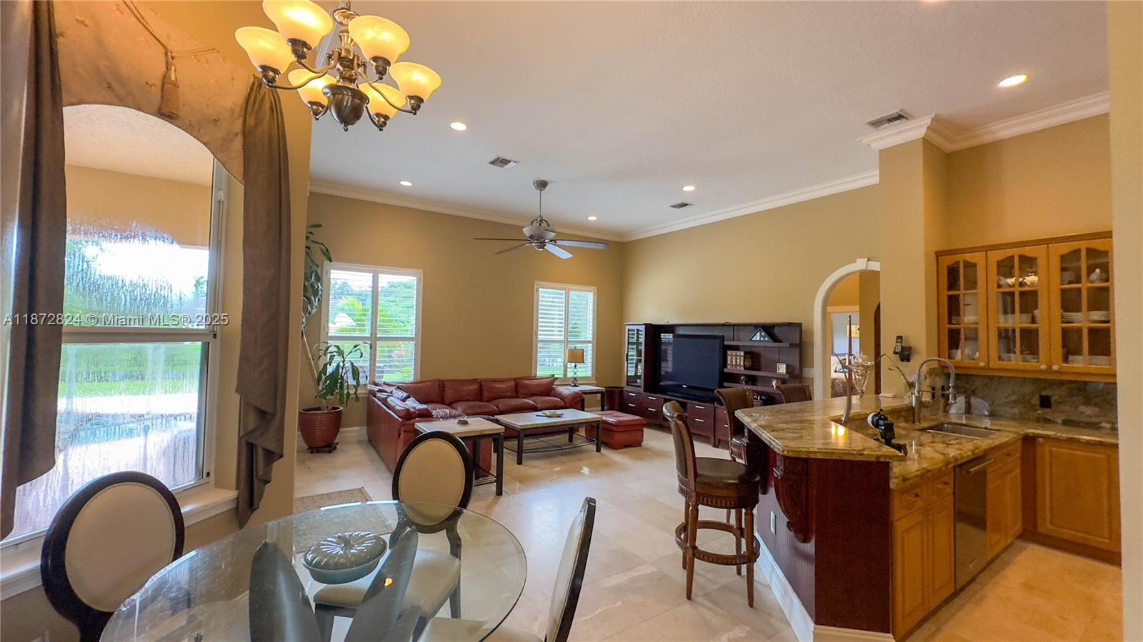 DAVIE WHISPERING PINES - Residential