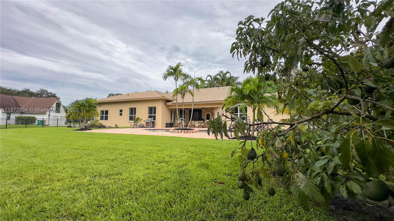DAVIE WHISPERING PINES - Residential