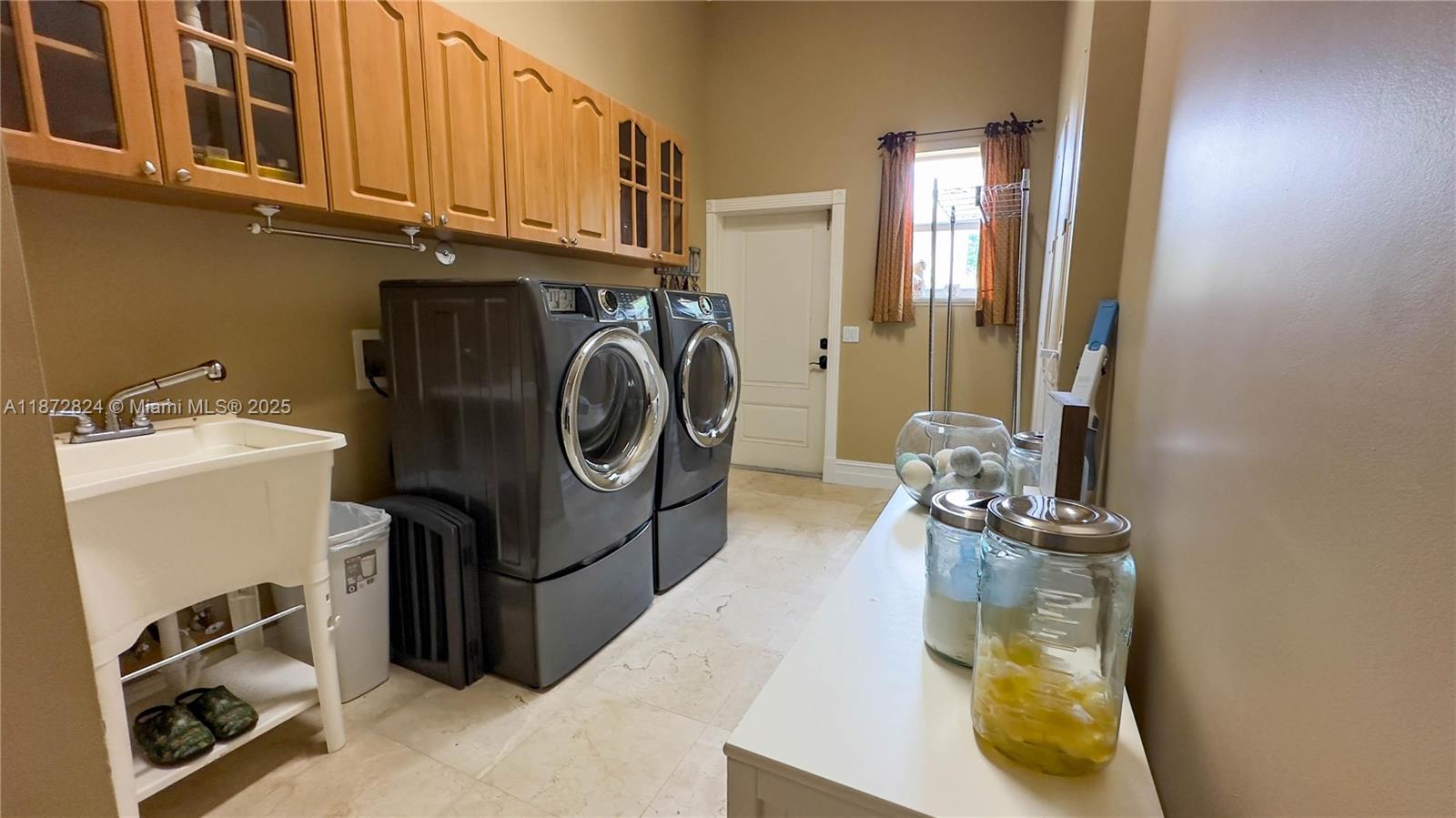 DAVIE WHISPERING PINES - Residential