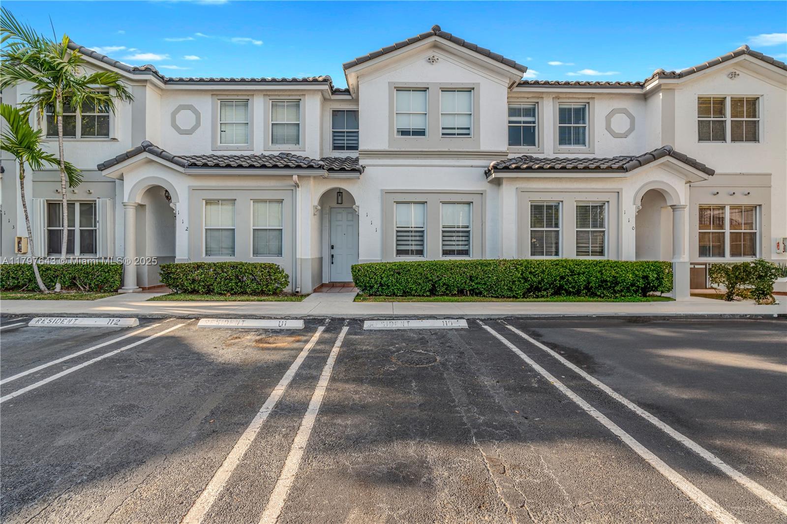 Rental Property at 5460 Nw 107th Ave 111, Doral, Miami-Dade County, Florida - Bedrooms: 3 
Bathrooms: 3  - $3,200 MO.