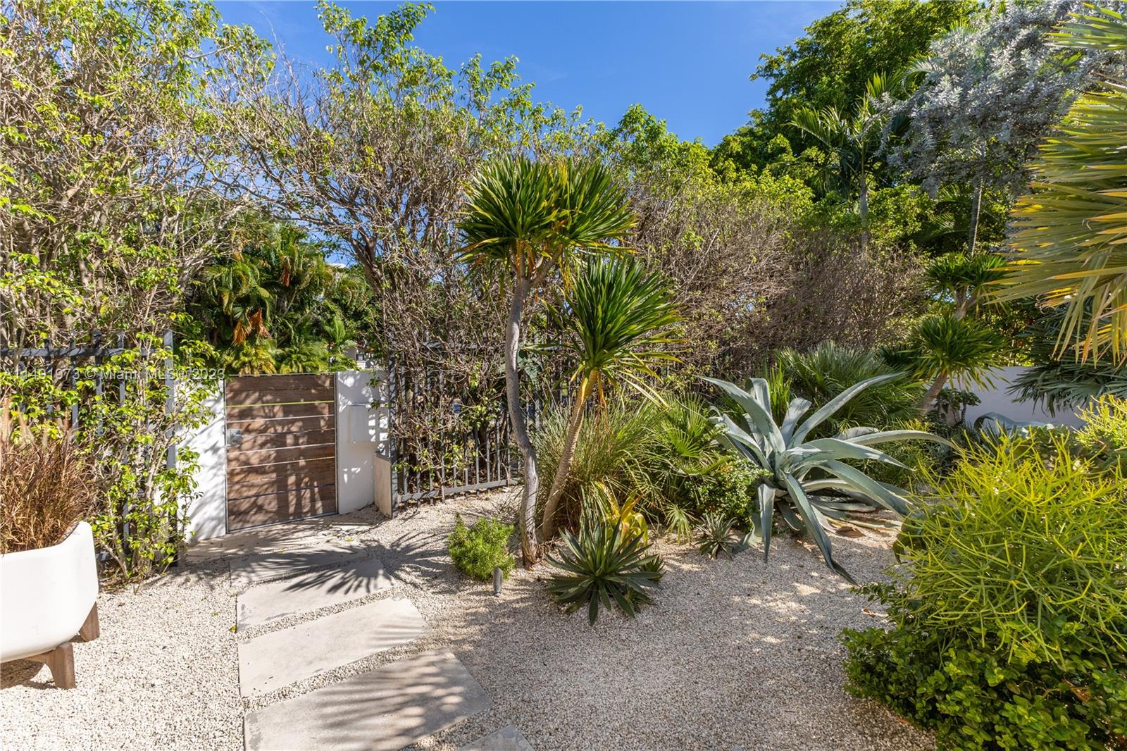 BEACH VIEW ADDN - Residential