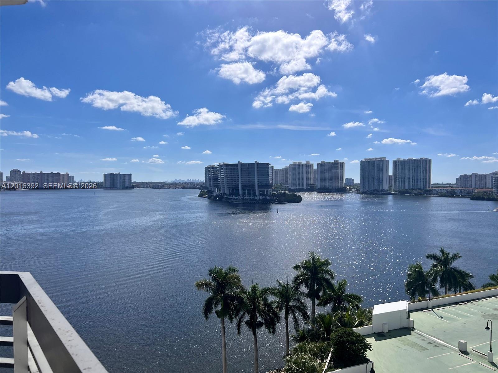 MYSTIC POINTE CONDO NO TH - Residential Lease