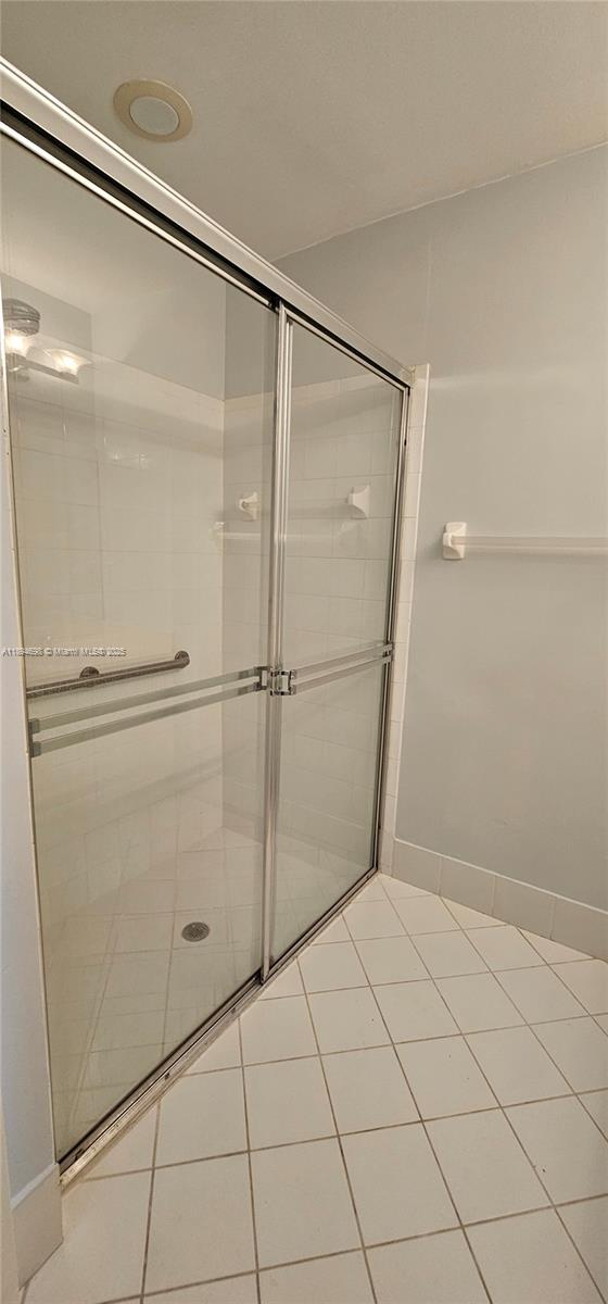 SAUSALITO PLACE - Residential