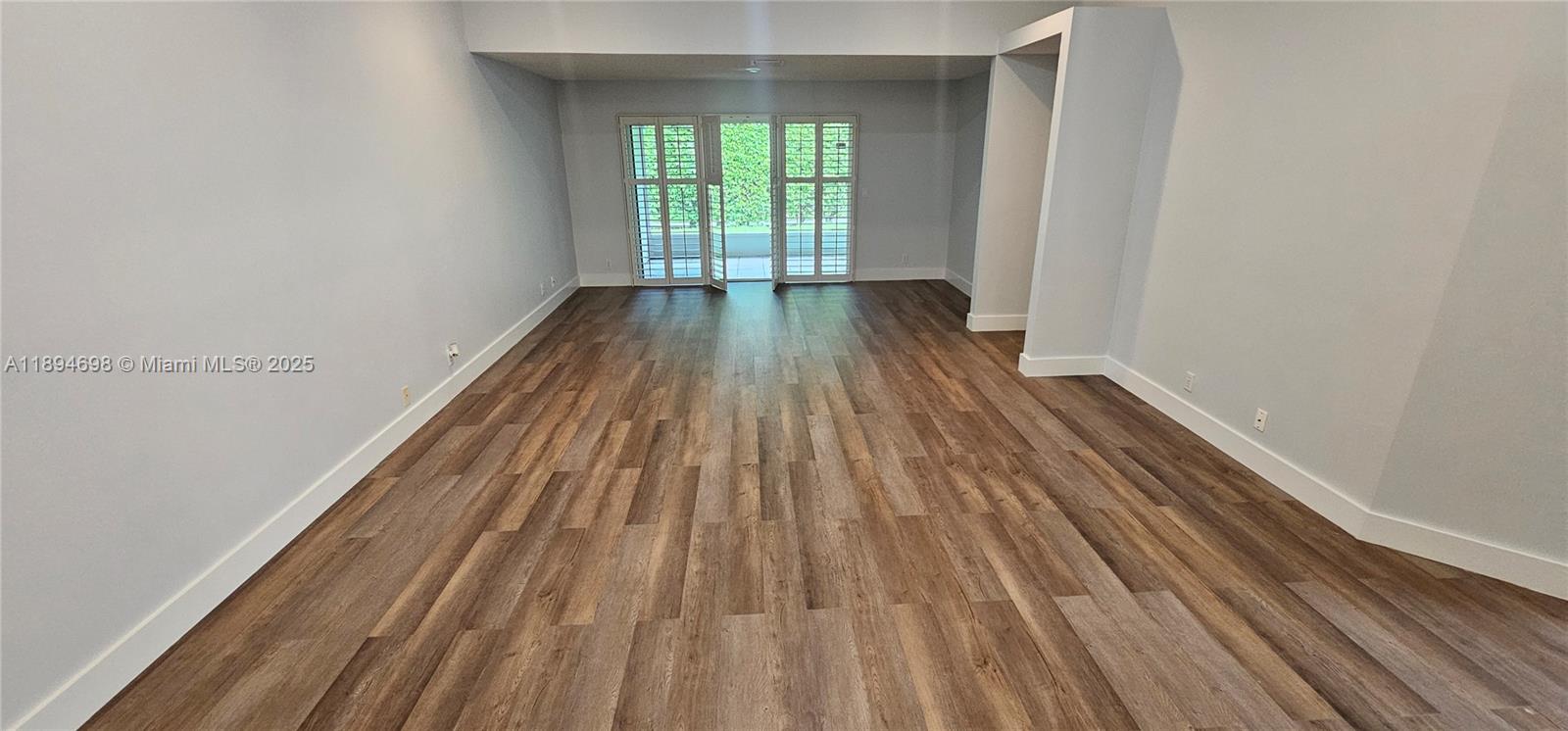 SAUSALITO PLACE - Residential