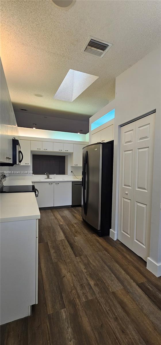 SAUSALITO PLACE - Residential