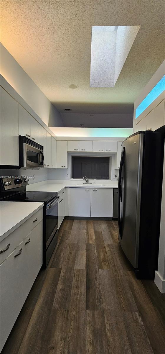 SAUSALITO PLACE - Residential