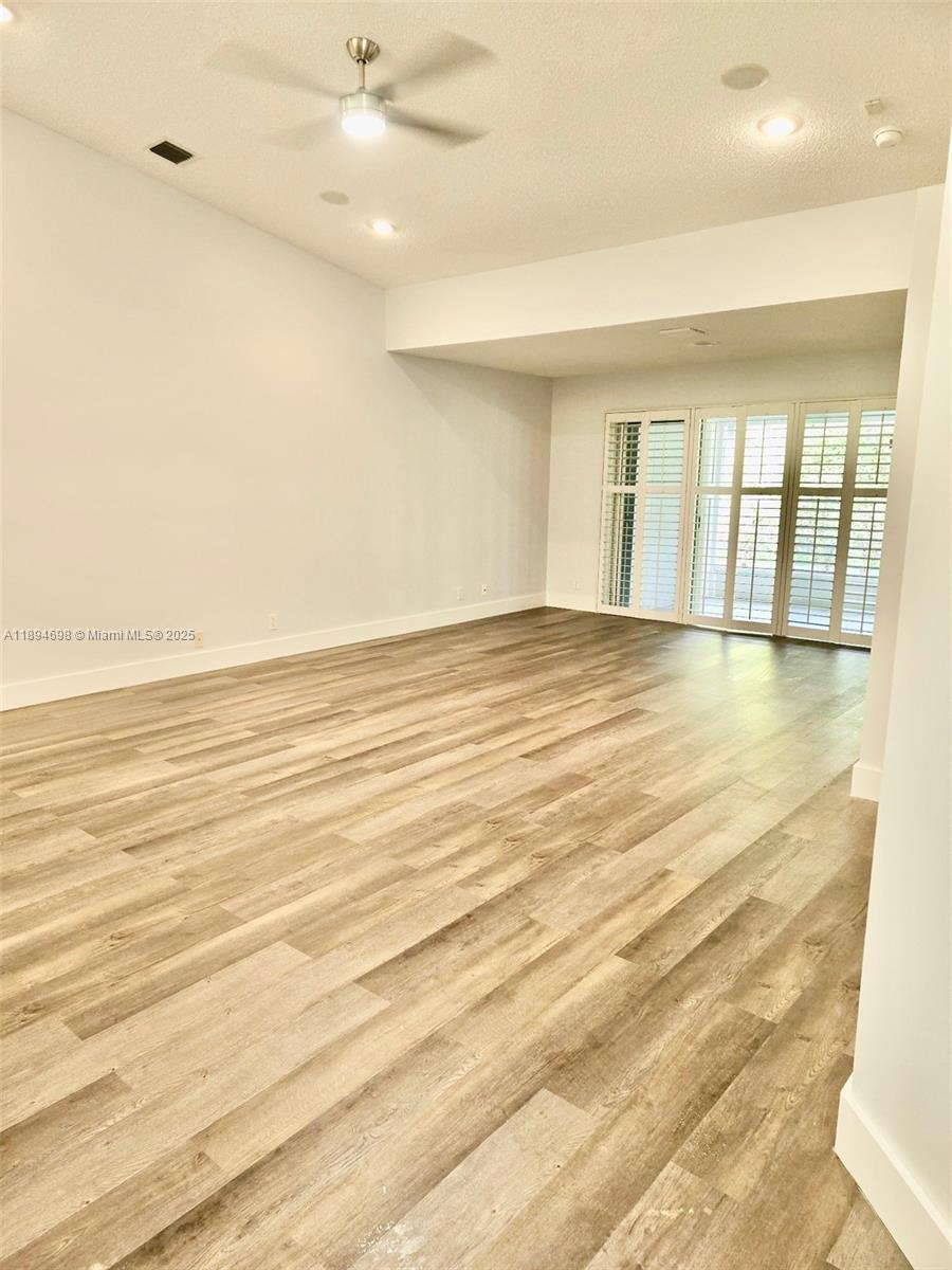 SAUSALITO PLACE - Residential