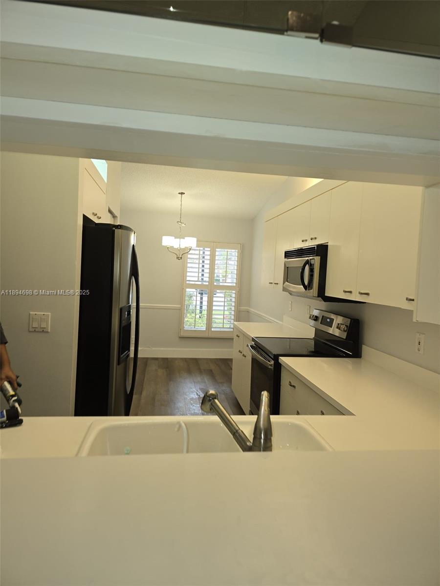 SAUSALITO PLACE - Residential
