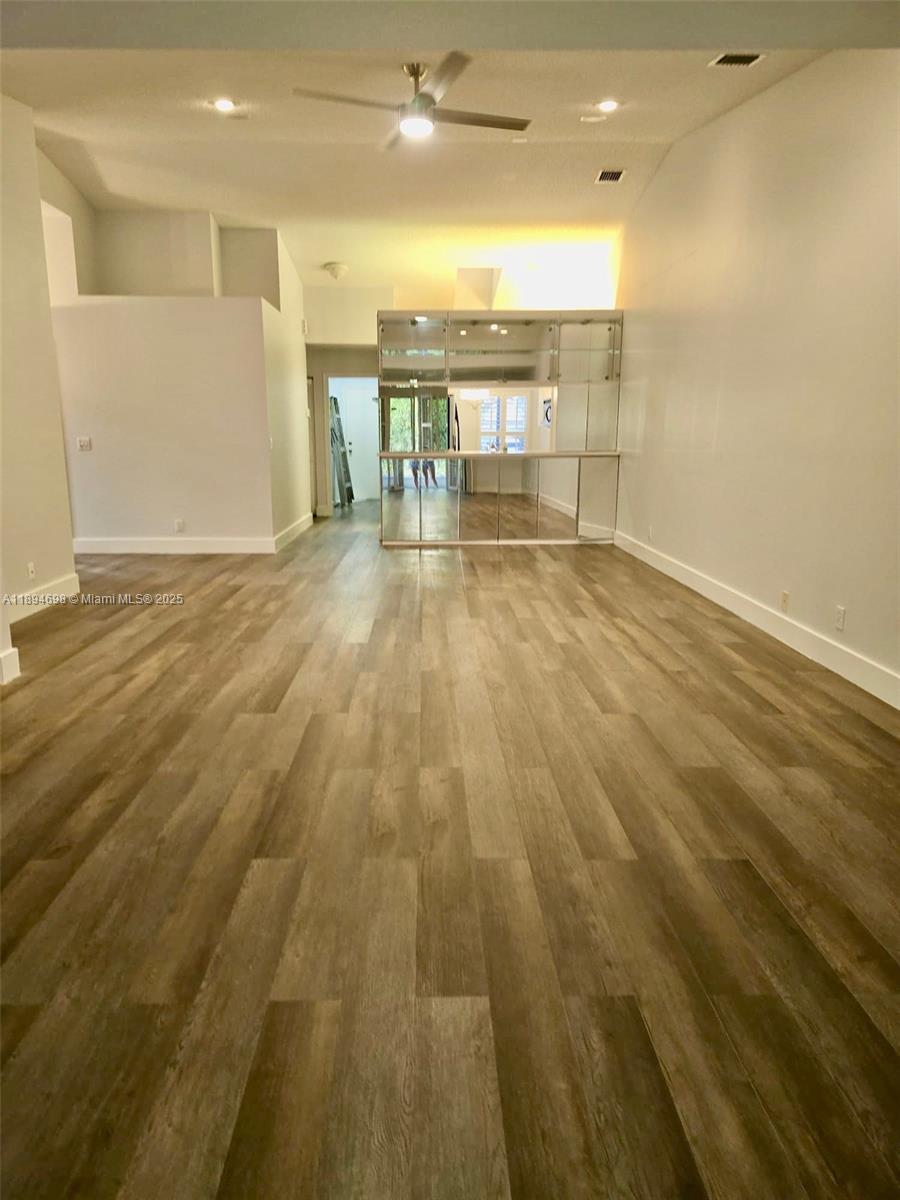 SAUSALITO PLACE - Residential
