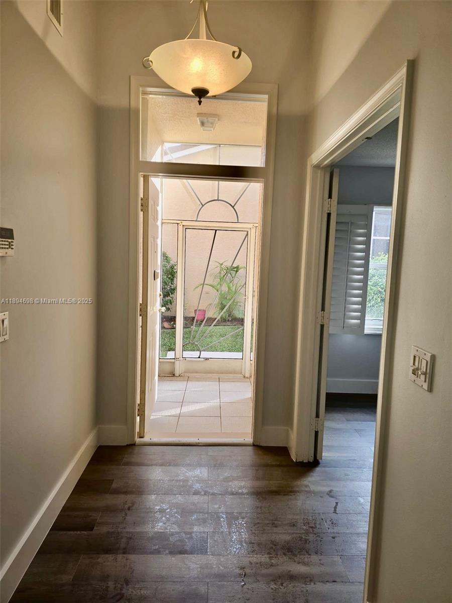 SAUSALITO PLACE - Residential