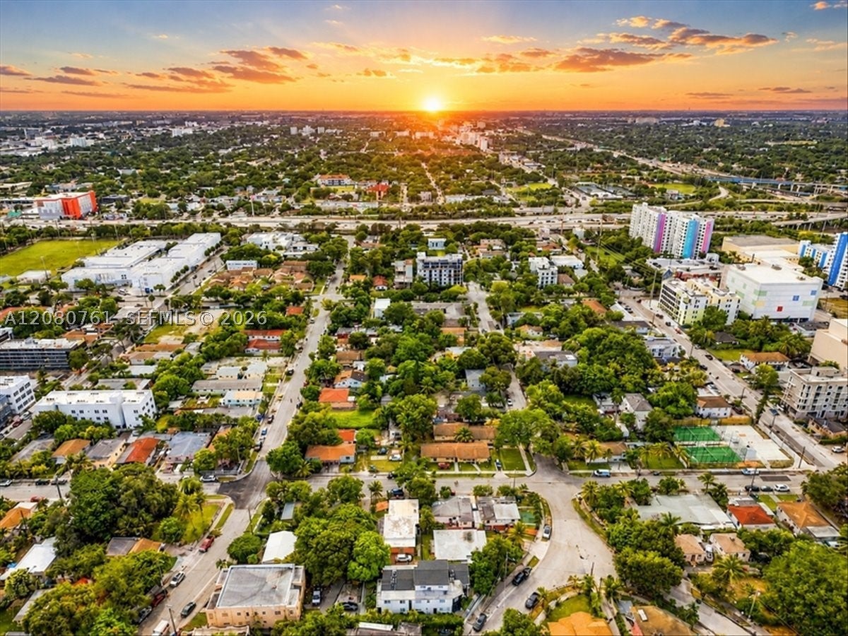 268 NW 34th St