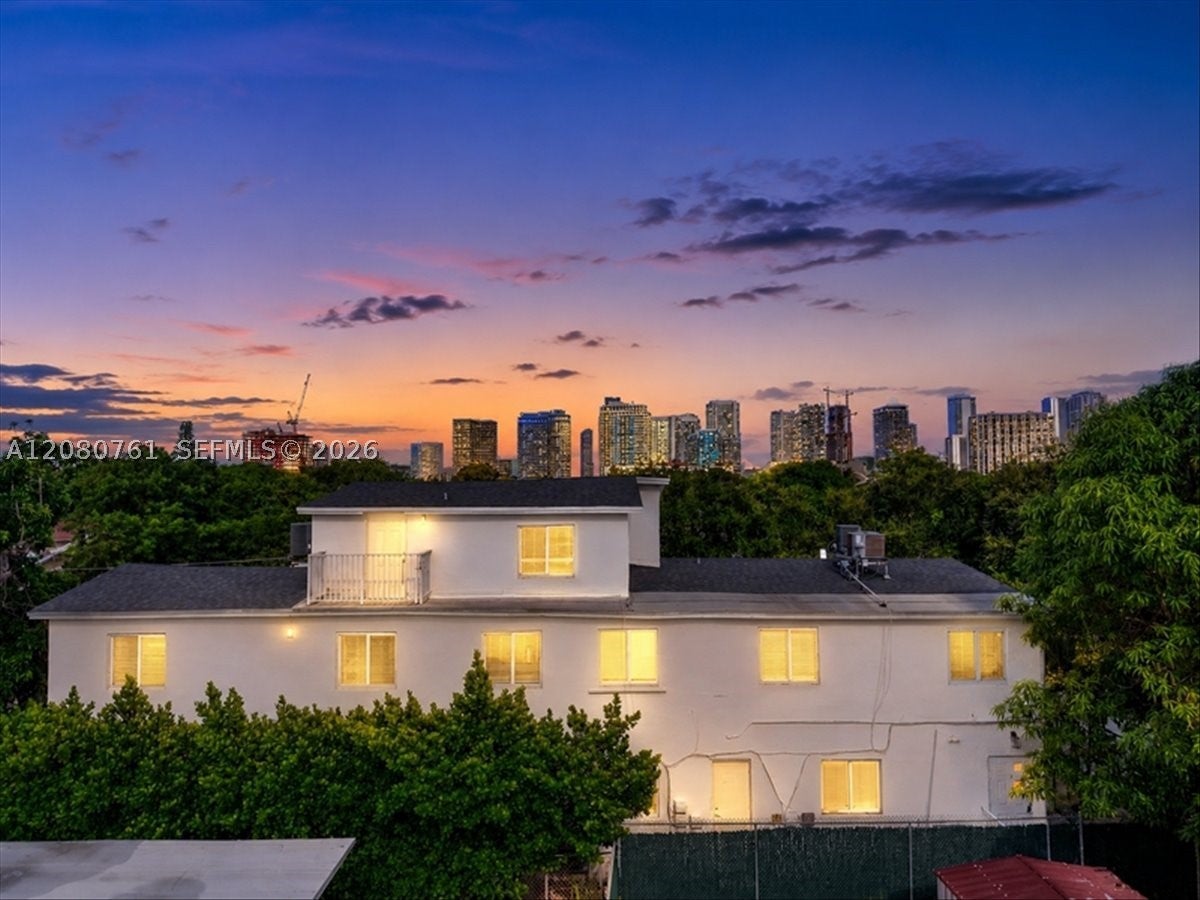 268 NW 34th St