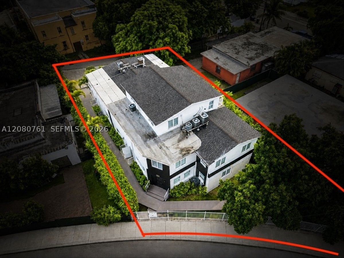 268 NW 34th St