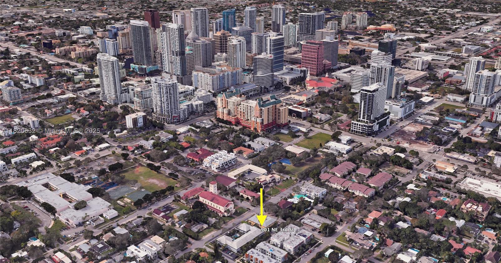VICTORIA COURTS CONDO - Residential