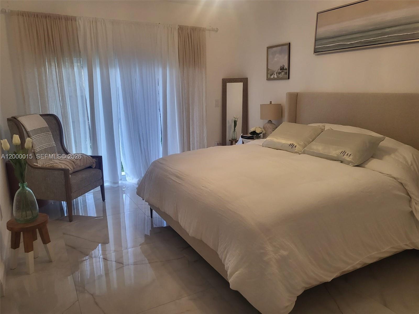 IMPERIAL GROUP - Residential