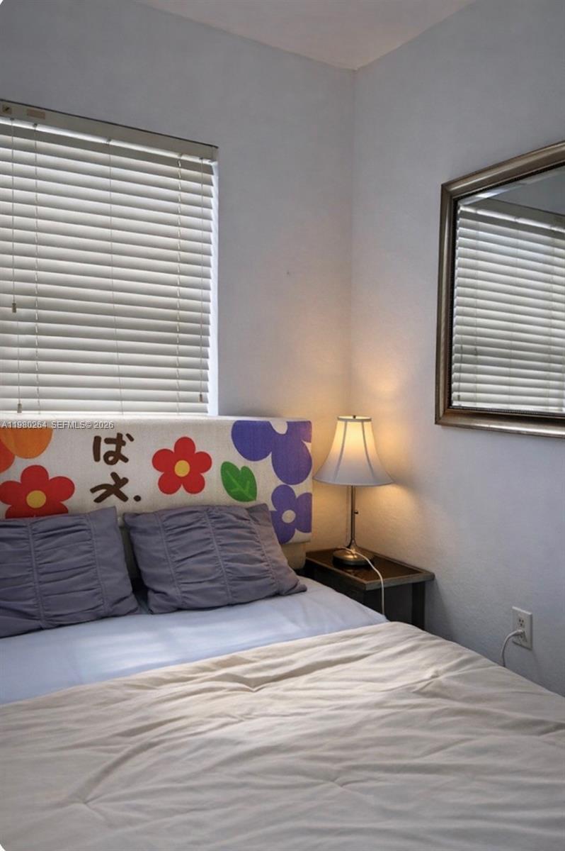 3301 Spanish Moss Ter 512