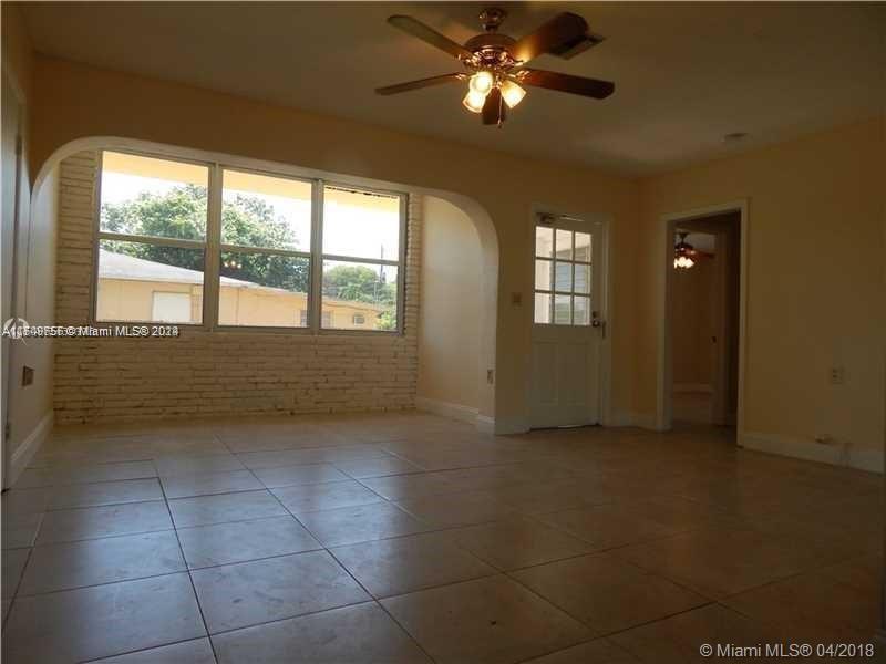 RAPID APPROVAL * BIG FENCED YARD * 1 SPACE OFF STREET PARKING * WATER INCLUDED * REMODELED 2 BD/2BATH * GRANITE COUNTERTOPS & WOOD KITCHEN CABINETS * TILE FLOORS THROUGHOUT * CENTRAL AIR / CEILING FANS * ORGANIC GARDEN FRIENDLY * SMALL PET OK * LAUNDRY FACILITIES ON PREMISE * MINUTES TO DOWNTOWN HOLLYWOOD & BEACH * YOU'LL LOVE IT !