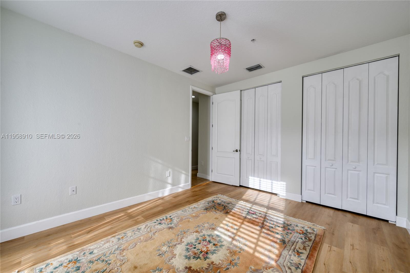 COBBLESTONE CONDO - Residential Lease