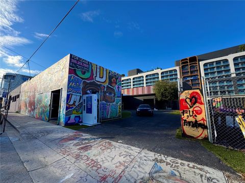 239 NW 26th St Miami FL 33127