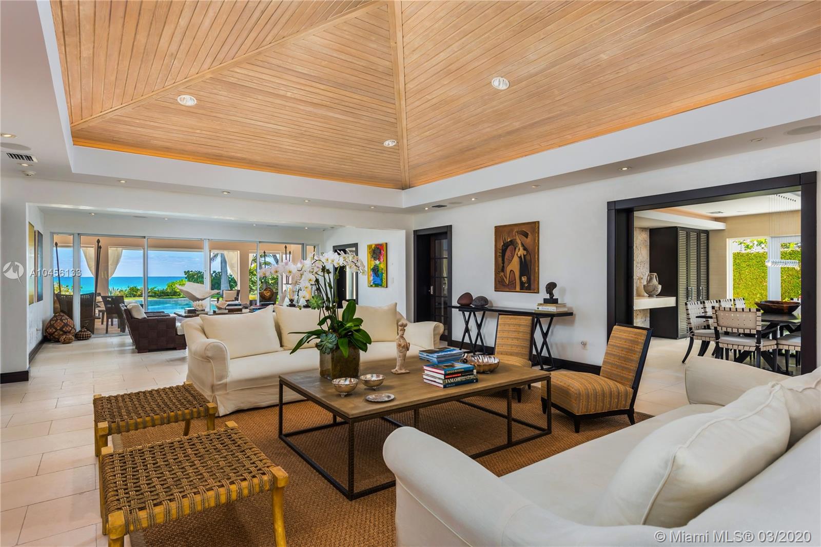 GOLDEN BEACH SEC C - Residential