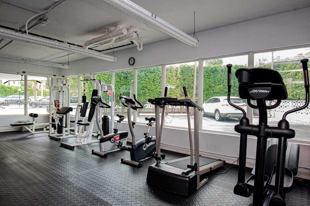 OCTAGON TOWERS I CONDO - Residential Lease