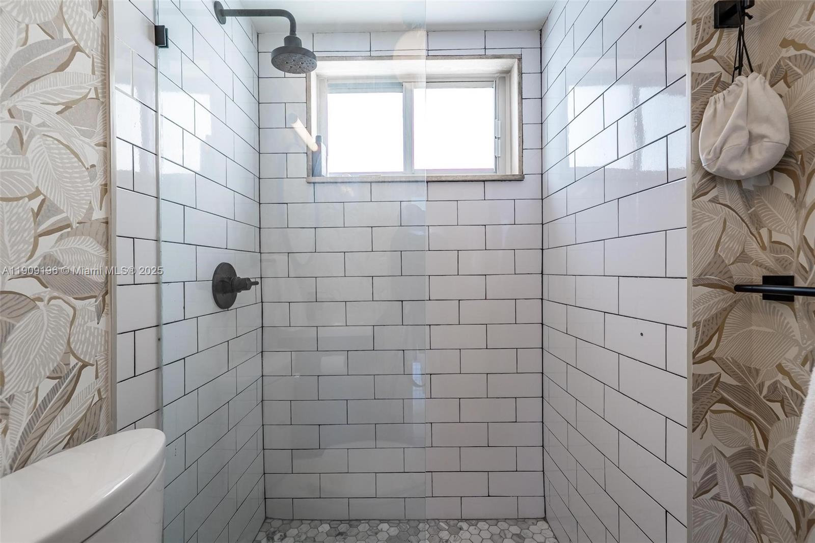 MEDITERRANEAN APARTMENTS - Residential Lease