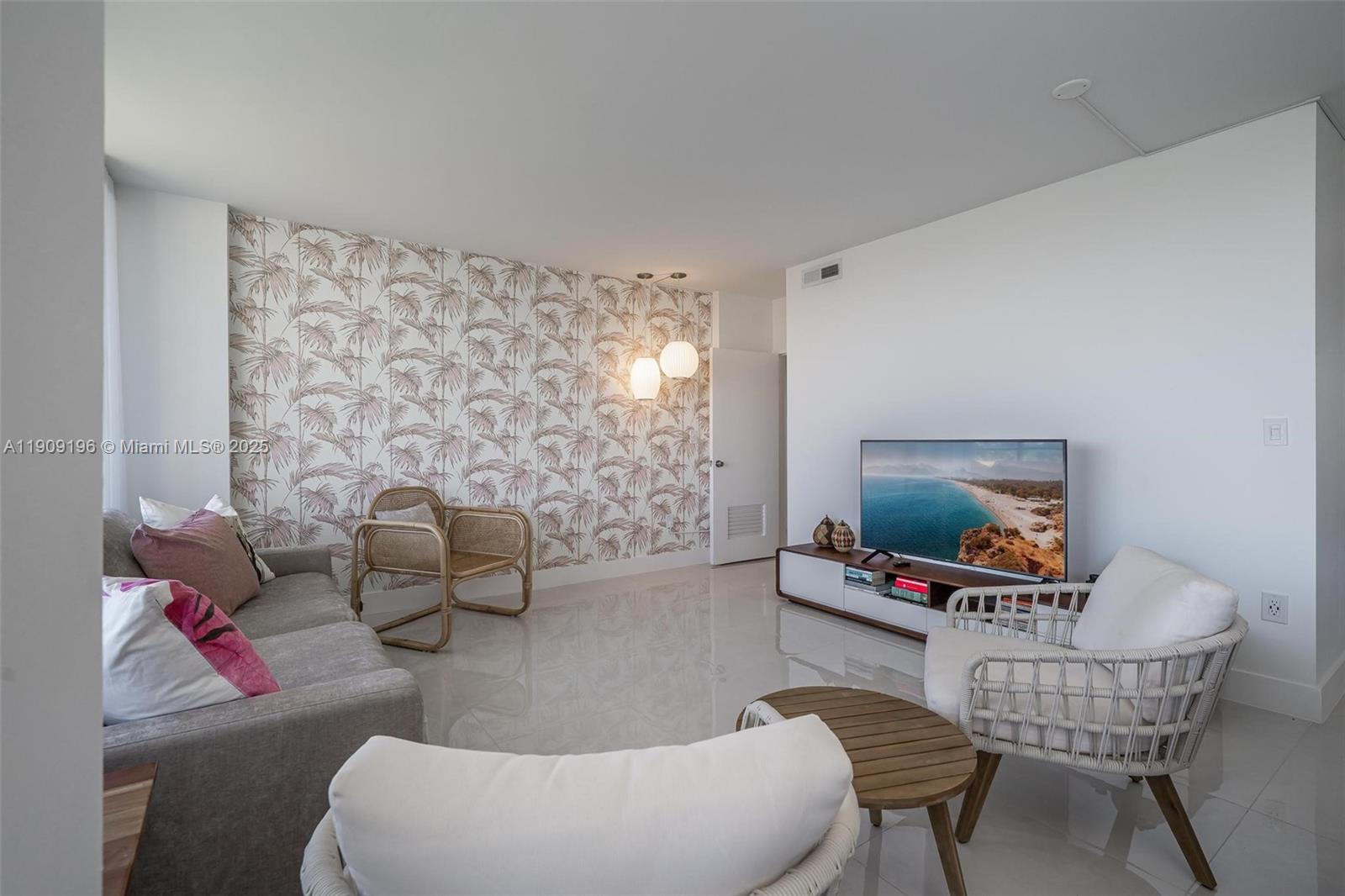 MEDITERRANEAN APARTMENTS - Residential Lease