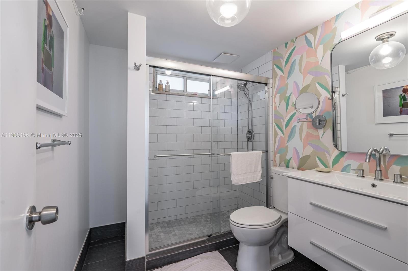 MEDITERRANEAN APARTMENTS - Residential Lease