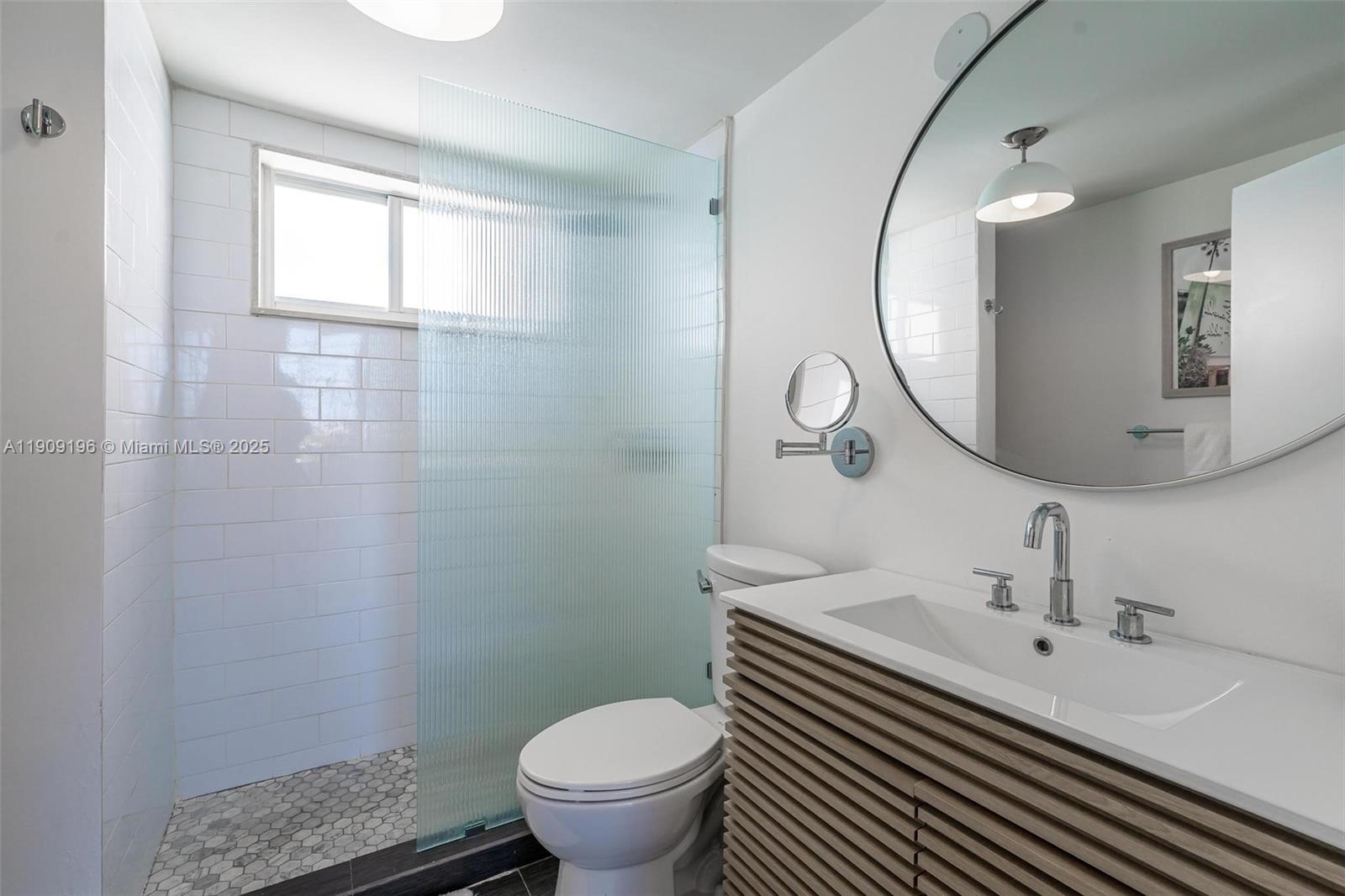 MEDITERRANEAN APARTMENTS - Residential Lease