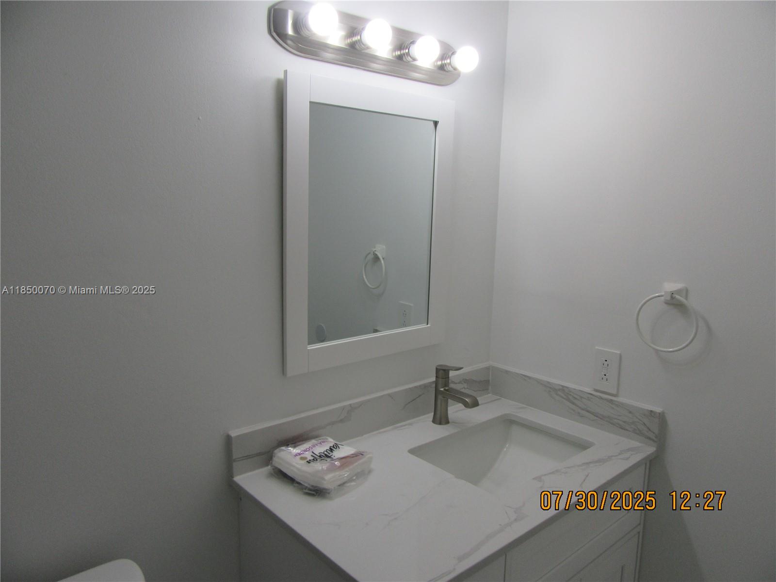 WESTWIND LAKES GARDEN HOM - Residential