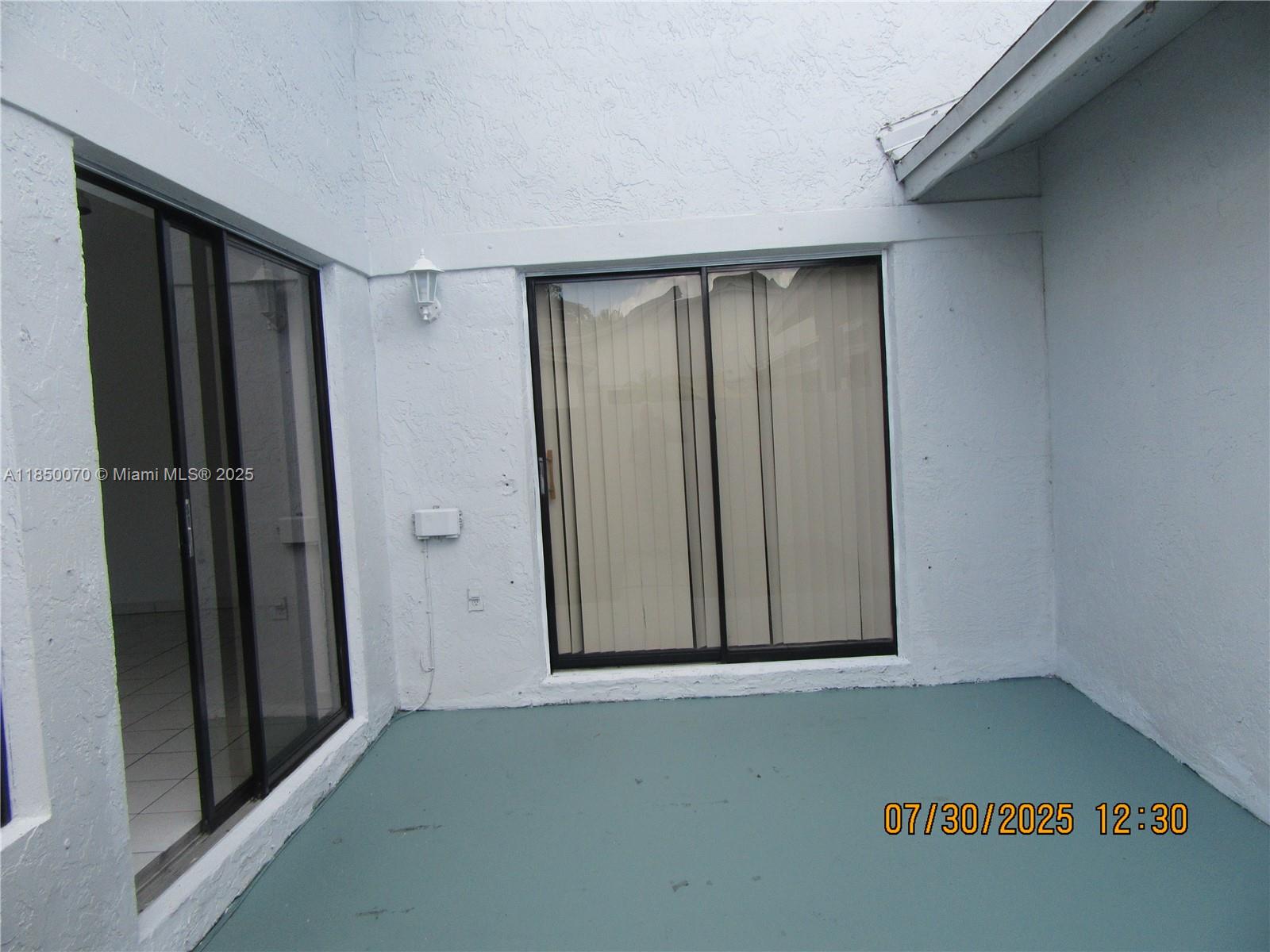 WESTWIND LAKES GARDEN HOM - Residential