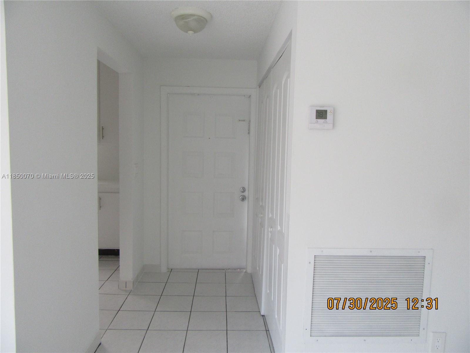 WESTWIND LAKES GARDEN HOM - Residential