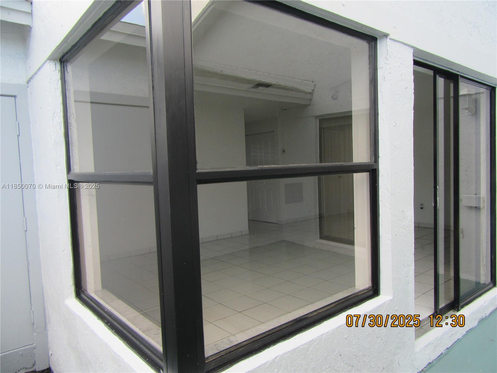 WESTWIND LAKES GARDEN HOM - Residential