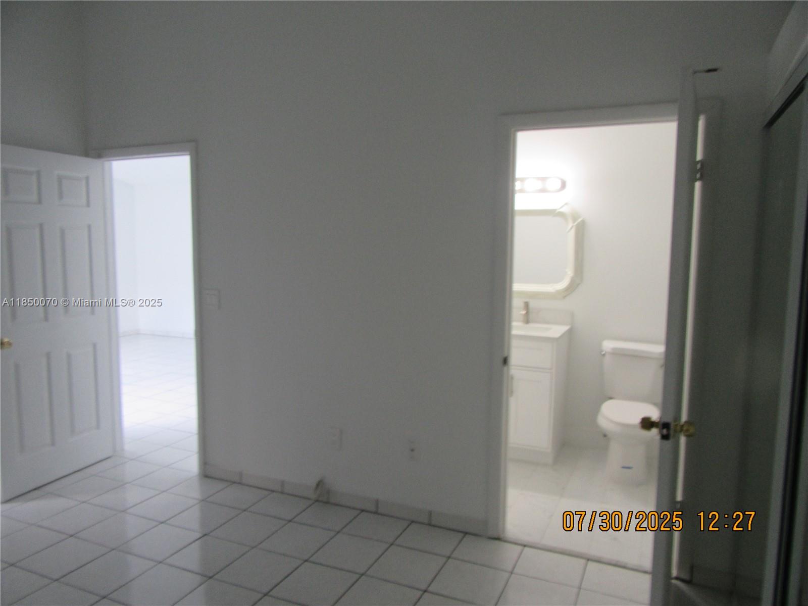 WESTWIND LAKES GARDEN HOM - Residential