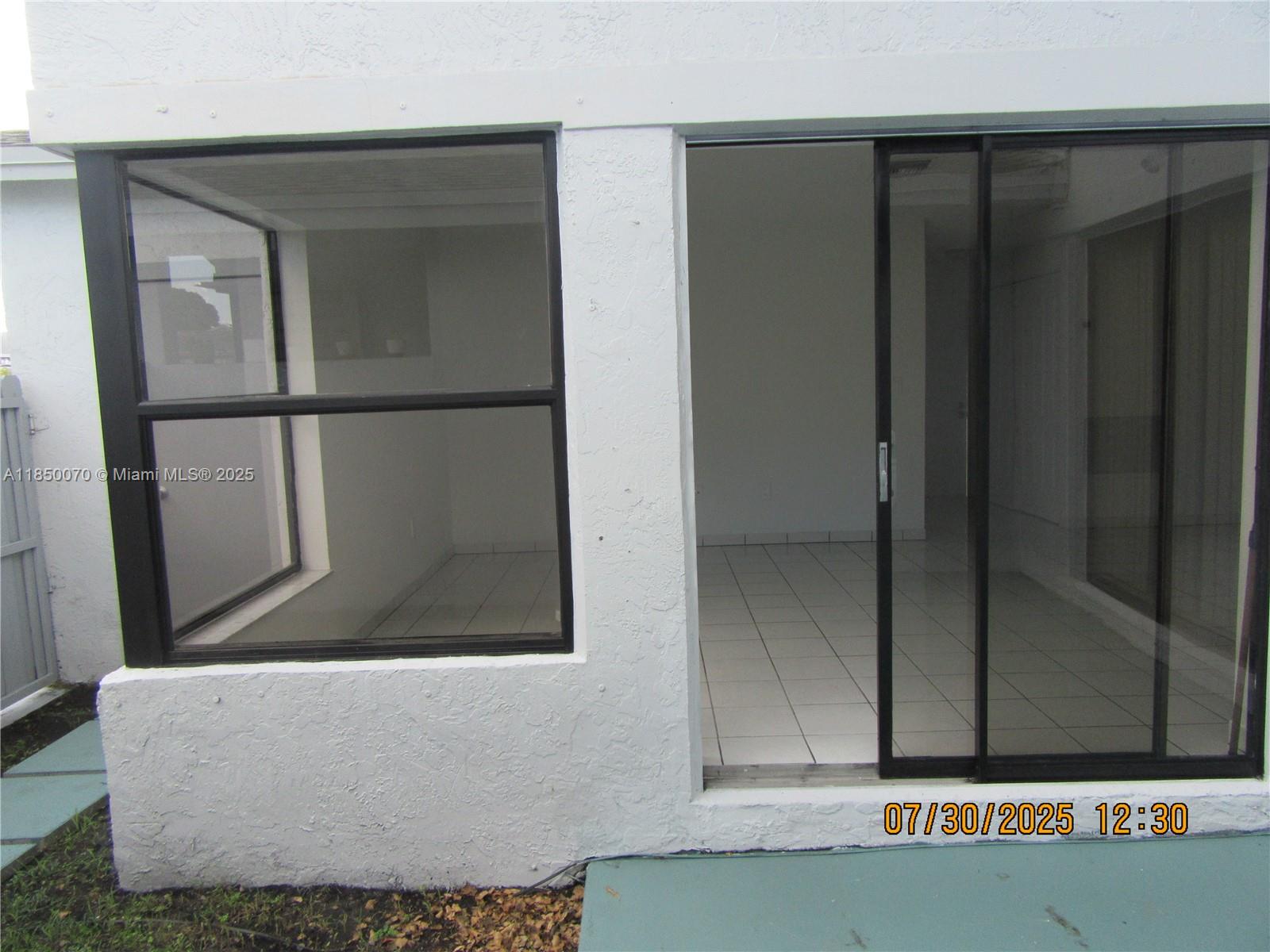 WESTWIND LAKES GARDEN HOM - Residential