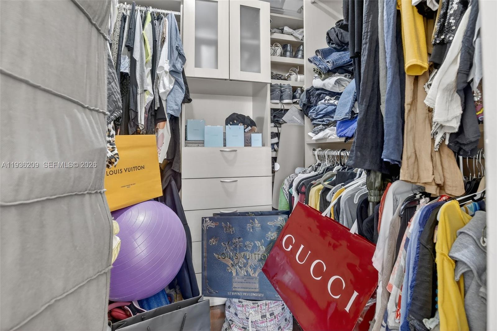 HAMPTONS WEST CONDO - Residential